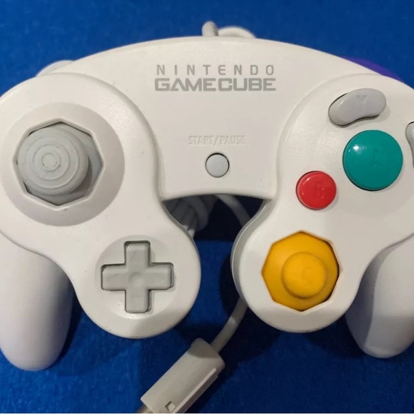 White Nintendo Gamecube Nintendo GameCube Console Only Clear